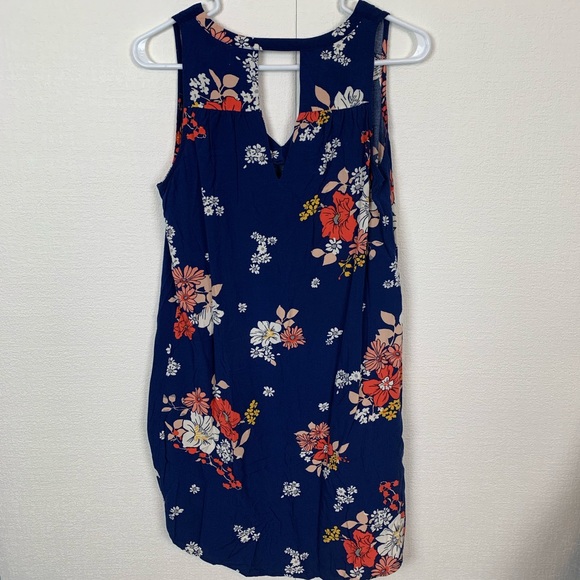 Old Navy Floral Dress - Picture 2 of 4